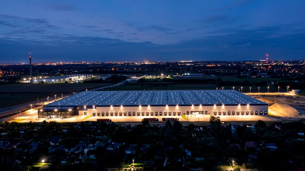 Budynek Panattoni Park Pabianice, Neonet, Kajima