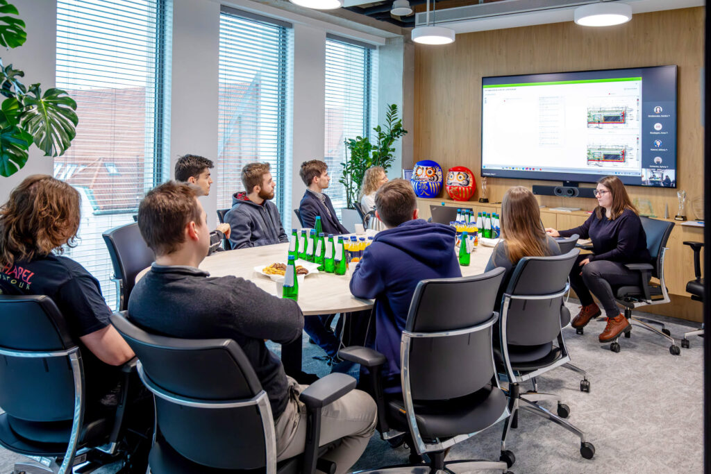 BUILDER FOR YOUNG ENGINEERS (B4YE)