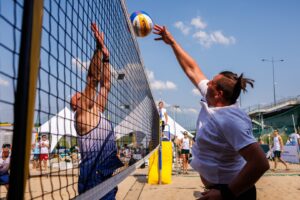 Charytatywny Turniej Siatkówki Plażowej Branży Nieruchomości JLL